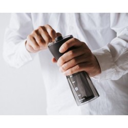hario mini-slim+ coffee grinder - compact & efficient