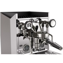 rocket giotto v fast espresso machine - fast heat-up design