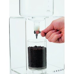 hario water dripper "clear" - elegant & functional